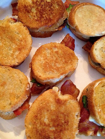 Mini Grilled Cheese Goodness